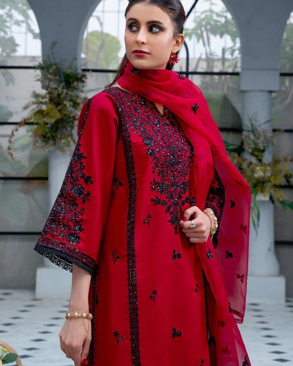 Maahi Embroided 3 Piece